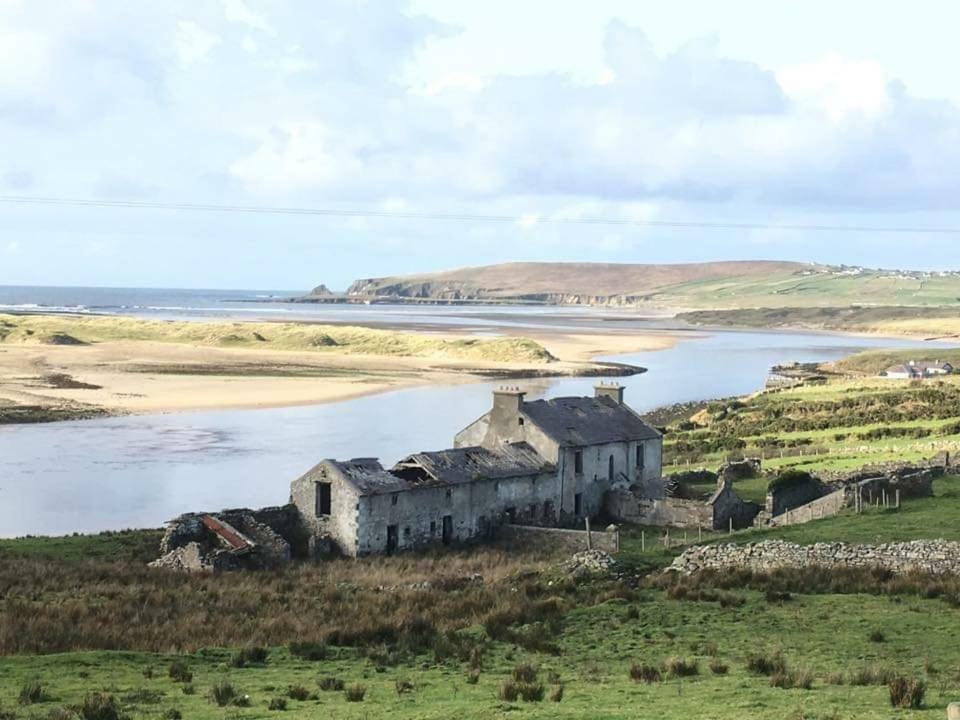 Cozy & Remote Hideaway Gintys Cottage Ross Port Eksteriør bilde